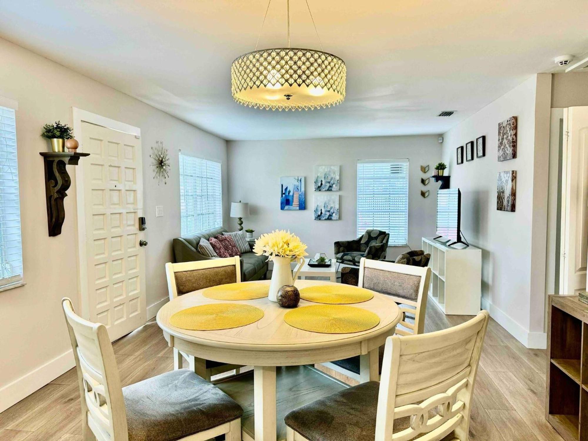 Cozy Miami Villa Near Coconut Grove And The University Of Miami Exterior photo